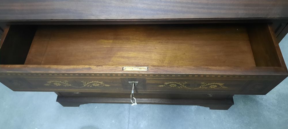 Papeleira, secretária D.Maria - c/ embutidos - adquirida em antiquário