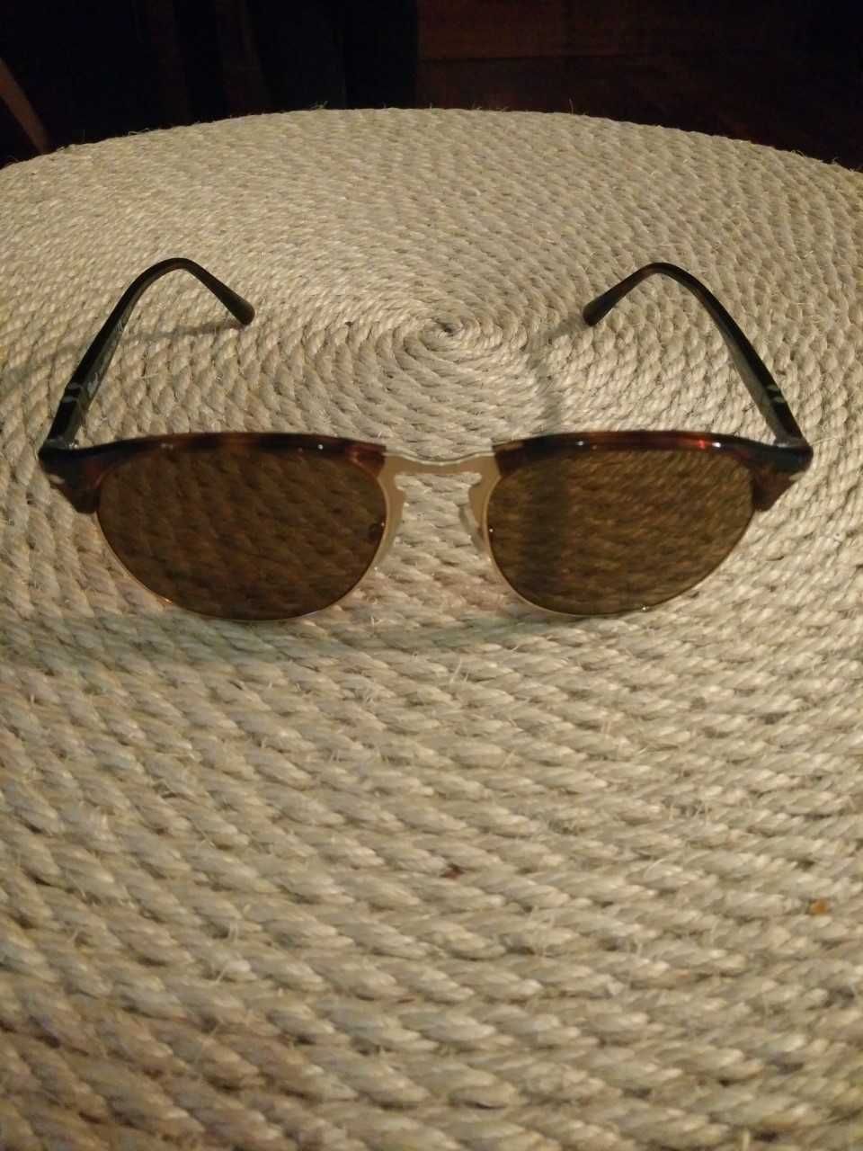 Óculos de sol PERSOL - edição limitada