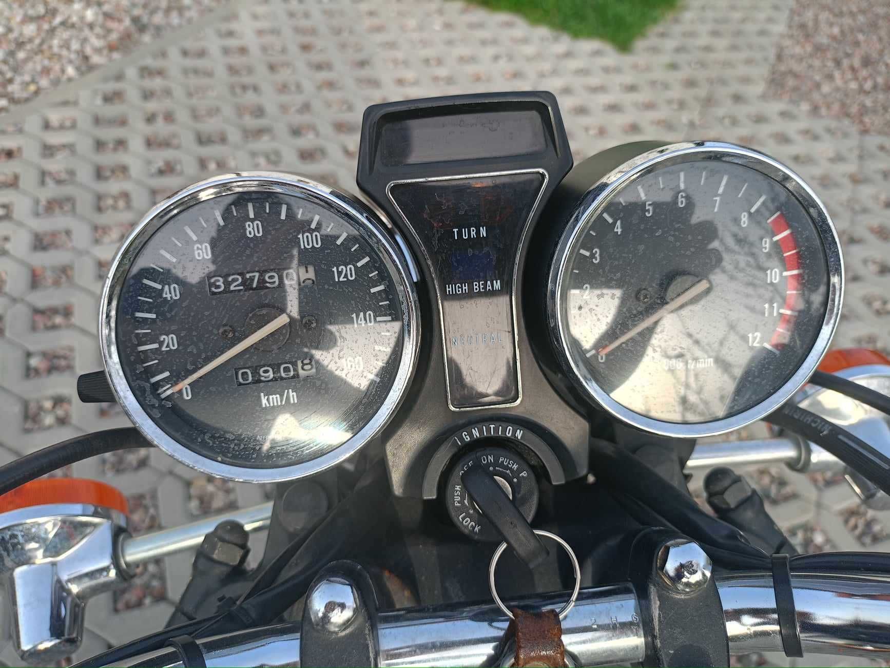Motocykl SUZUKI GN250