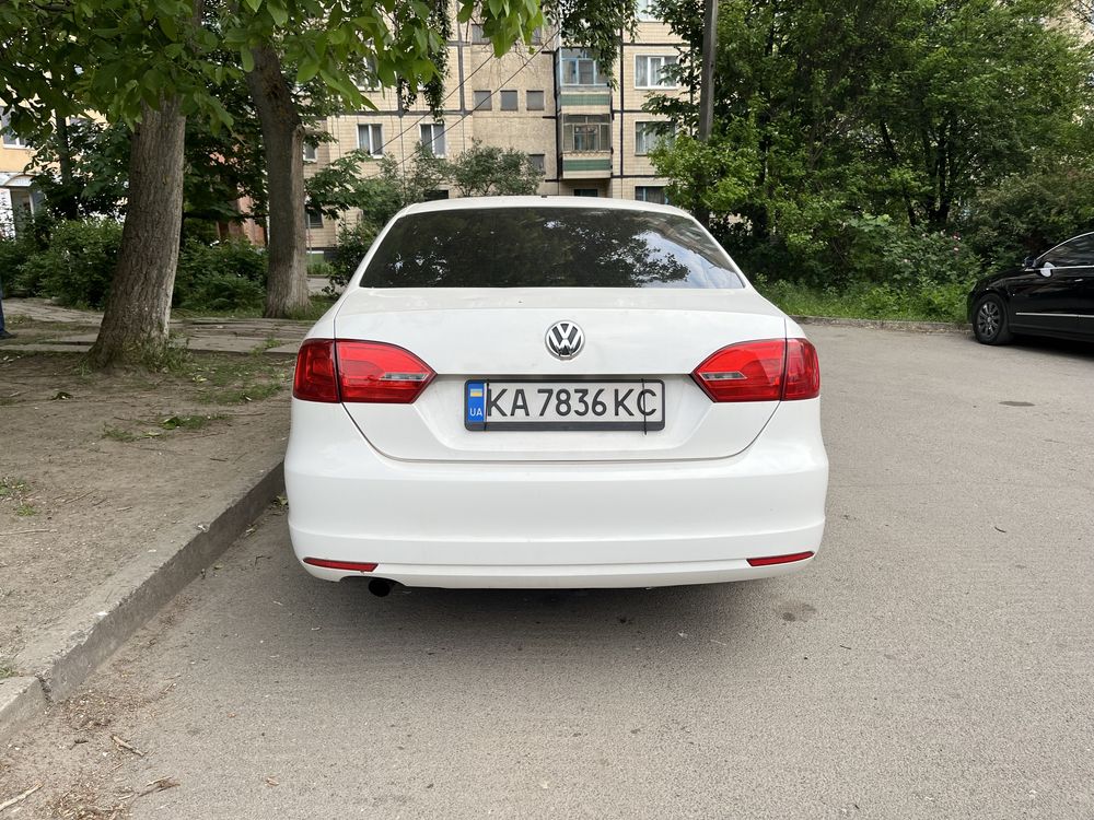 Volkswagen Jetta 2013 2.0 Газ