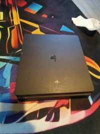 Konsola PlayStation 4