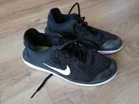 Buty sportowe damskie NIKE 38,5