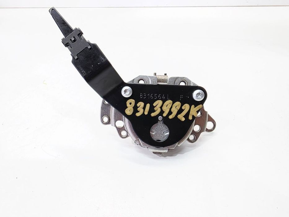 MECHANIZM PODNOSZENIA OPUSZCZANIA FOTEA AUDI A3 8P 831399K 8316564L