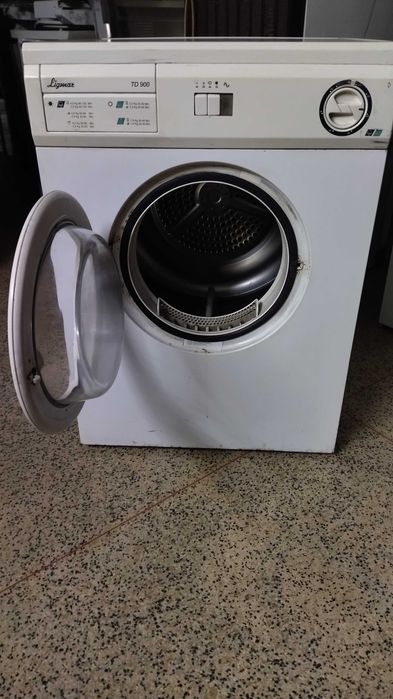 Máquina de secar roupa Ligmar