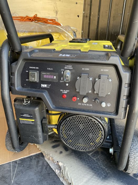 Продам генератор бензиновий 3000W