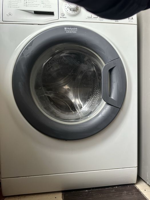 Пральна маш. Hotpoint Ariston(без плати модуля керування)