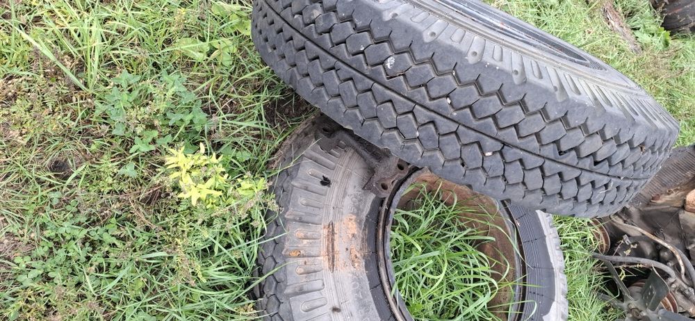 Продам шины 320-508Р