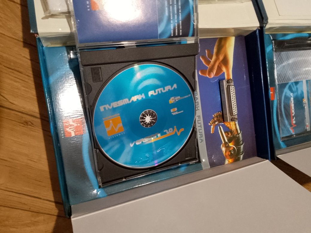 Program do konstrukcji odzieży.ploter.tablica  digitalizacji.komputery