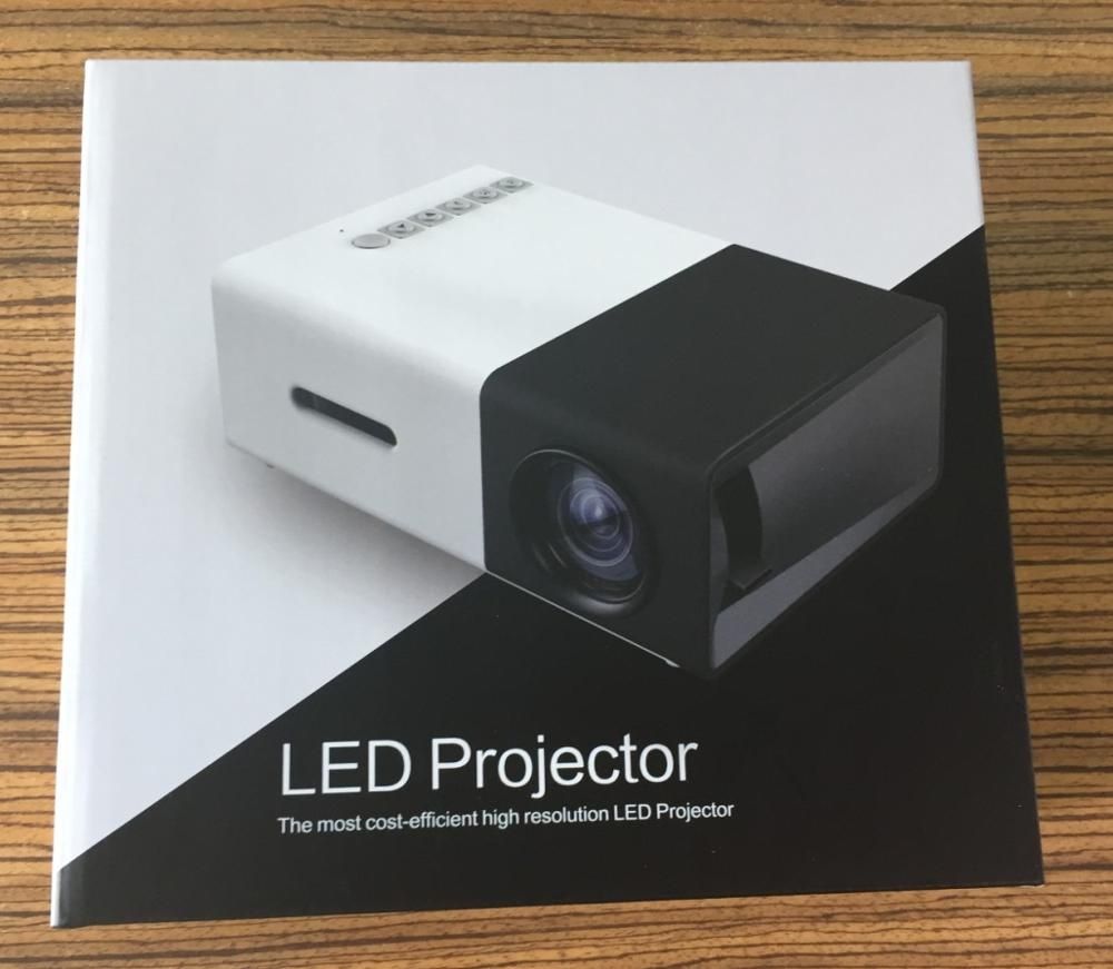 Мініпроєктор LED Projector YG300 з пультом і динаміком чорний