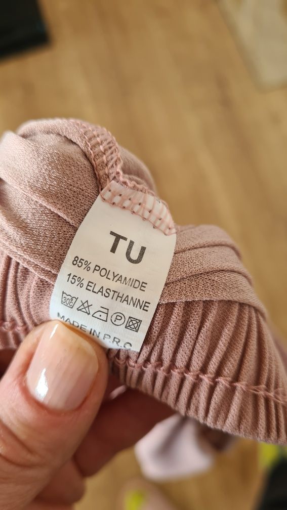 Plisowane spodnie. Pudrowy róż. Rozmiar od L, XL do XXL