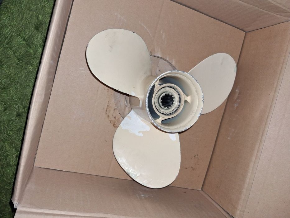 Śruba napędowa Yamaha 69W