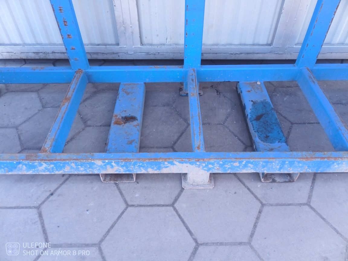 stojak odkladczy na panele stopnice rusztowanie