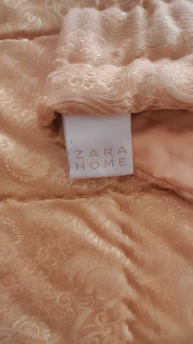 BAIXA DE PREÇO - Colcha Zara Home com almofadas