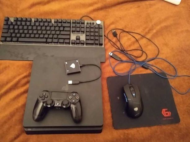 Ps 4 slim + gry + akcesoria