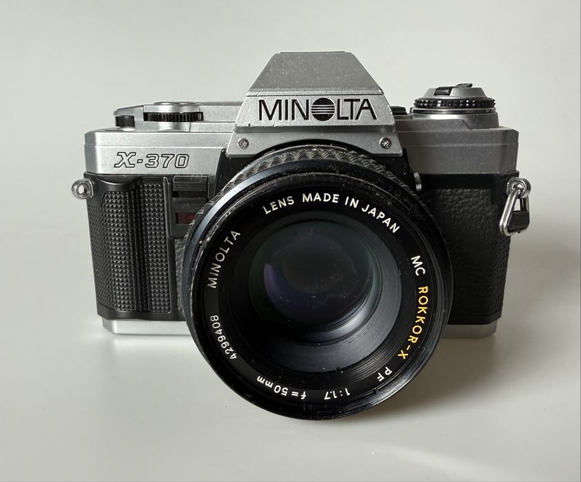 Плівкова Minolta x-370 з обʼєктивом Minolta Mc Rokkor-x PF 50/1.7