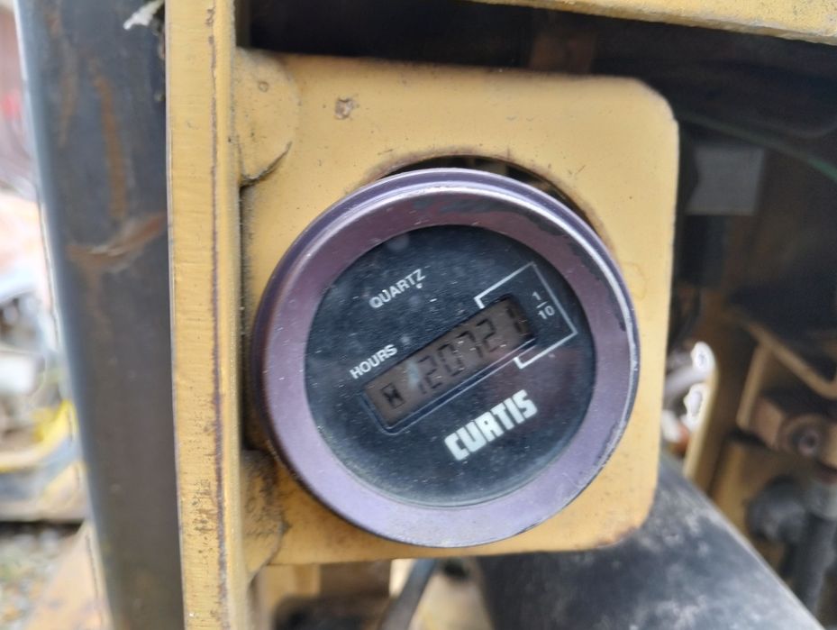 Wózek widłowy daewoo G20S do remontu