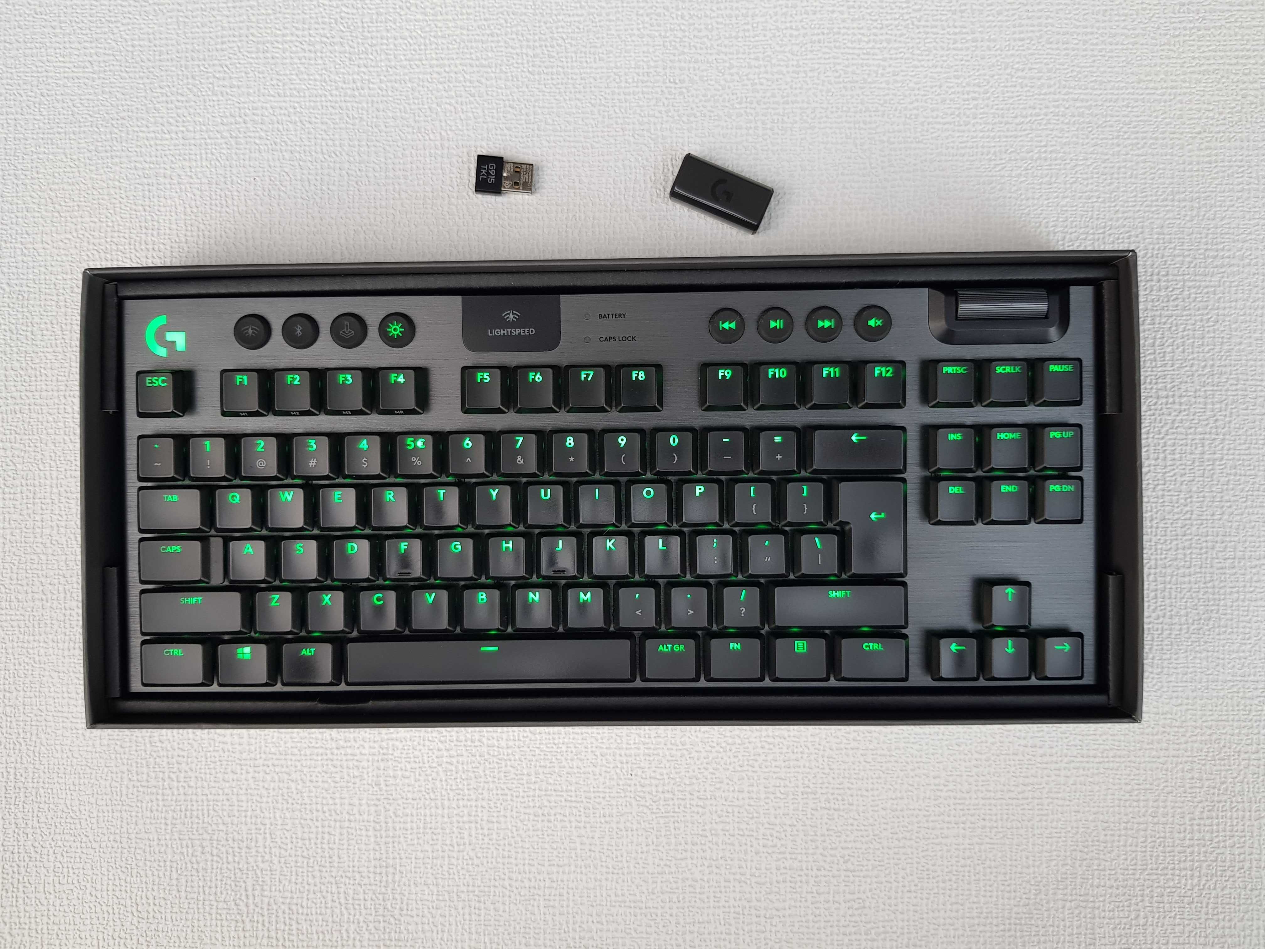 Logitech G915 TKL Clicky, klawiatura bezprzewodowa, mechanicza