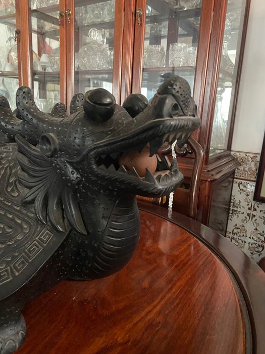 Pote grande Tartaruga-Dragão Chinês