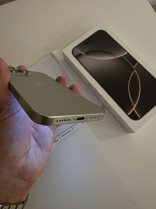 16 PRO MAX 256Gb - Como Novo