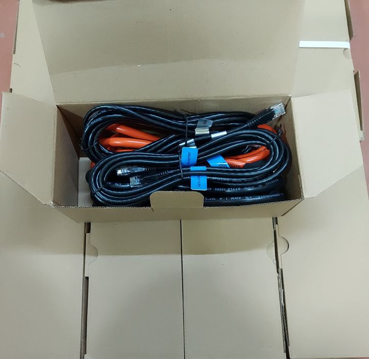 Набір кабелів для під'єднання акб Pylontech до інвертора