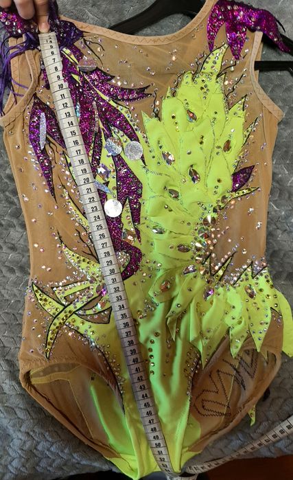 Купальник змагальний для художньої гімнастики. На зріст 122-134