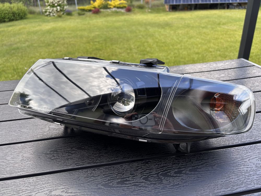 Lampy przód Seat Leon 1 BI-LED 2.5”