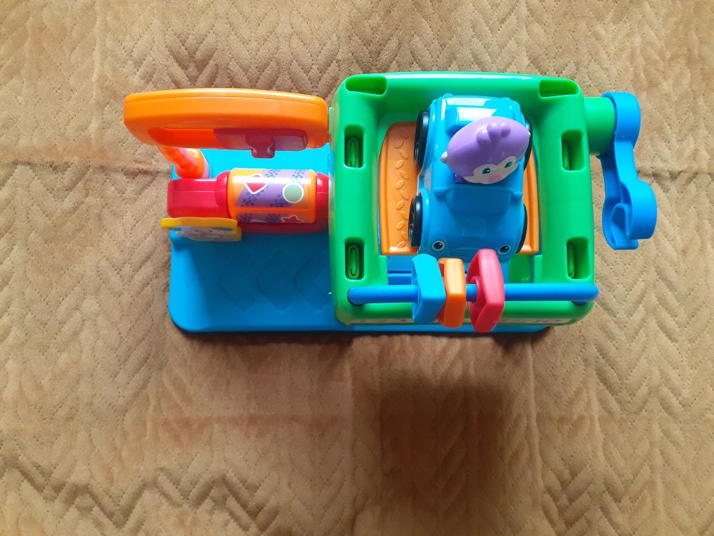 Warsztacik szczeniaczka Fisher Price