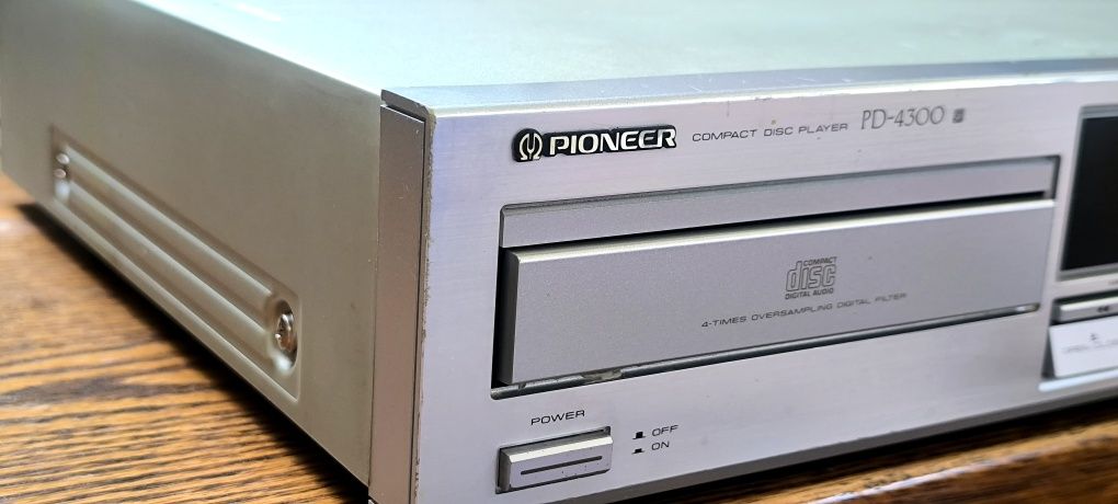 Pioneer CD PD -4300