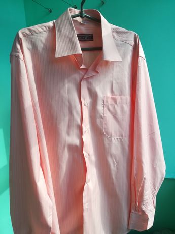 Рубашка персикового цвета