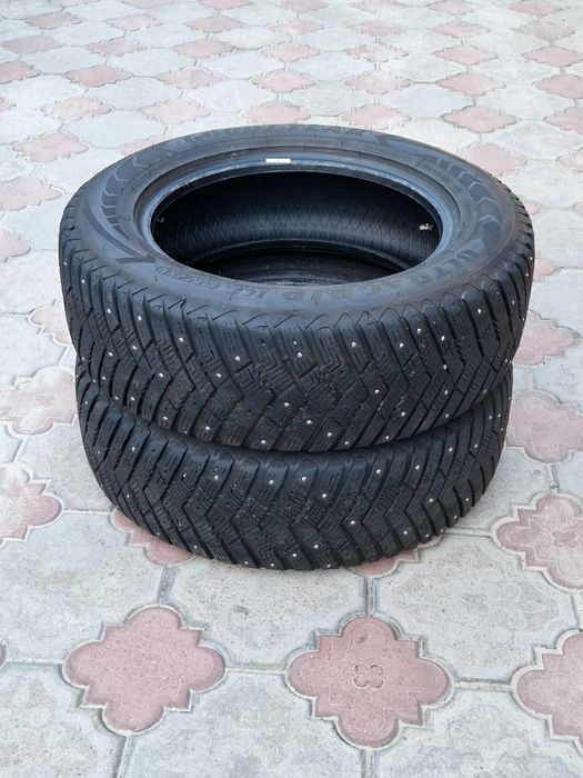 Шини зимові 225 65 R17 Goodyear ultragrip Ice arctic suv.4x4