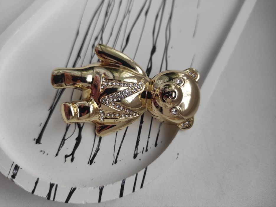 Трендова брошка ведмедики max mara з маркуванням