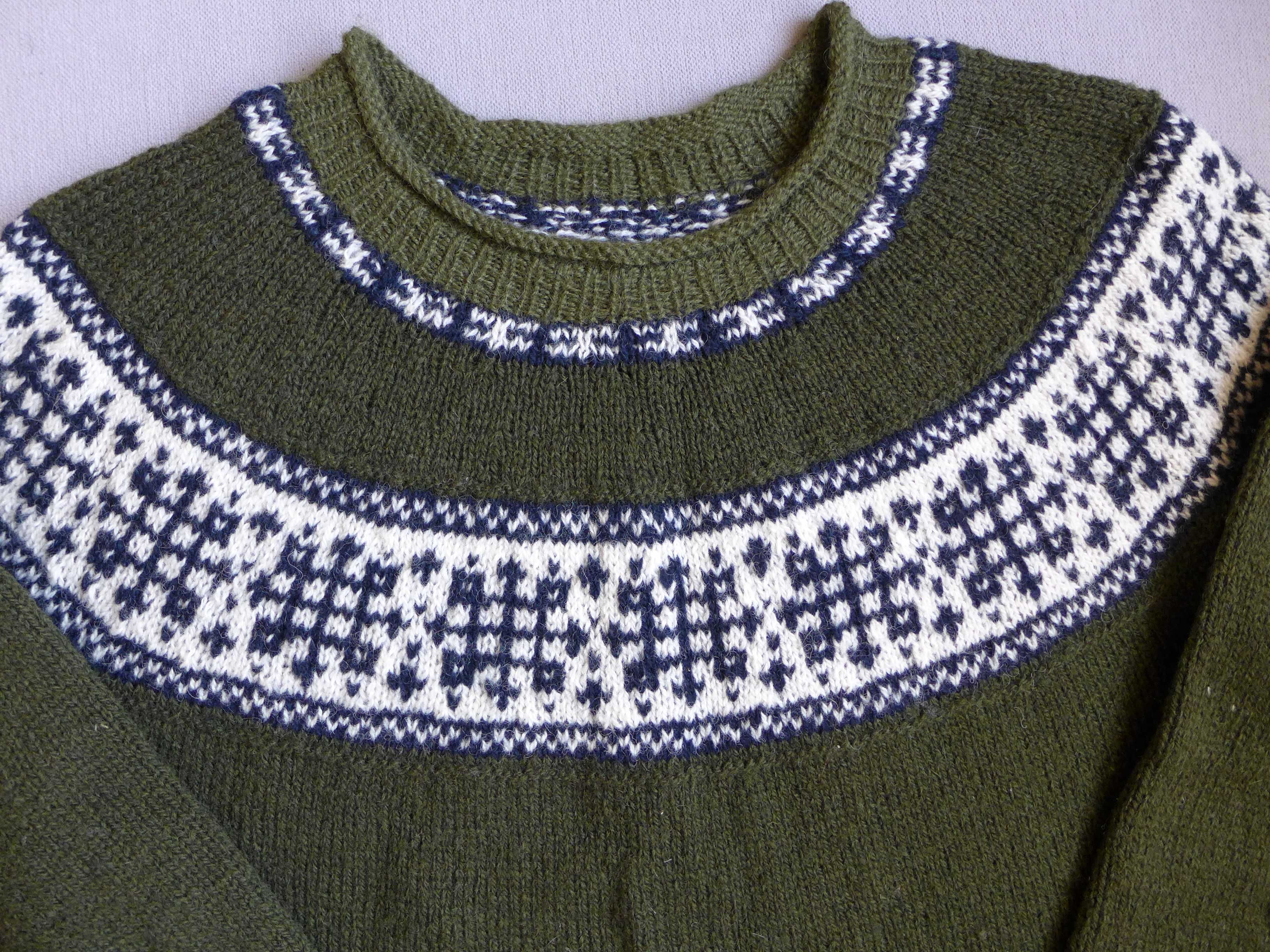 ISLANDZKI SWETER wełniany M 38 ręczna robótka handmade WZÓR LOPAPEYSA