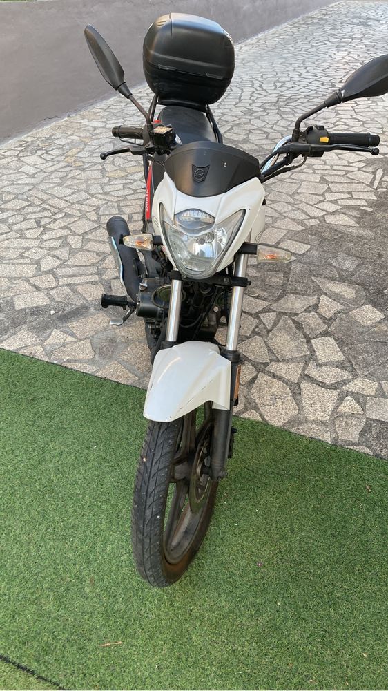 Keeway strike 125