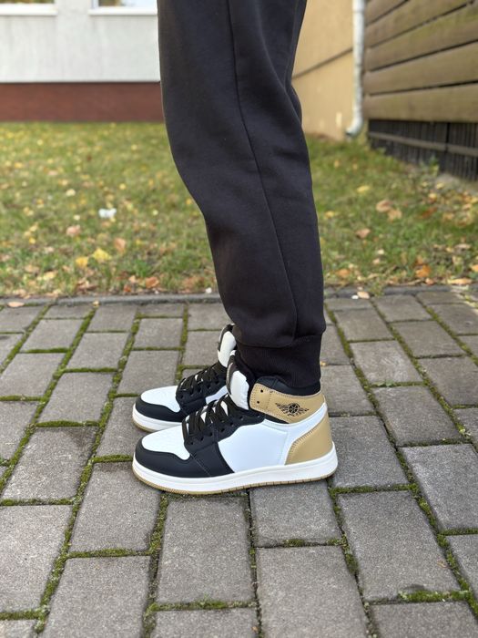 Зимові кросівки маломір нові 37 38