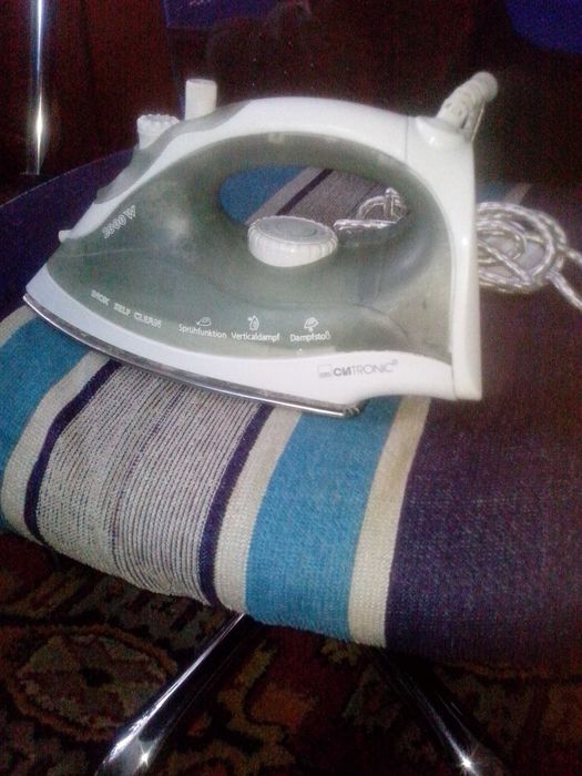 Утюг Clatronic DB 3105