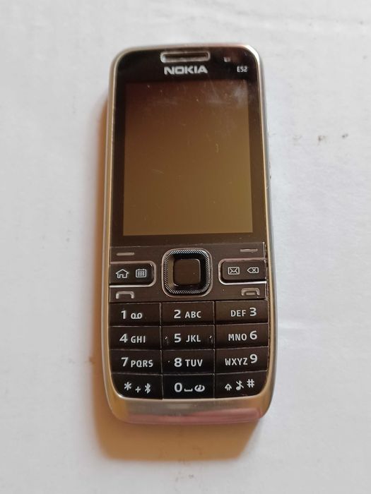 Niezniszczalna NOKIA E52