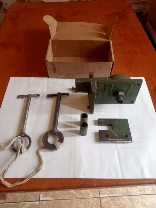 Продам Замок гаражный