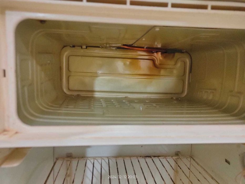 Продам холодильник днепр 2