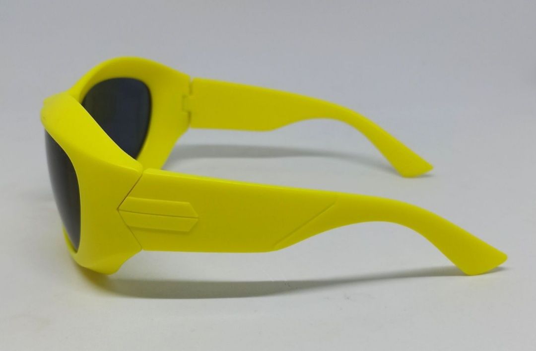 Bottega Veneta очки унисекс от солнца желто лимонные обтекаемые модные