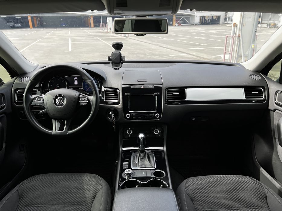 Офіційний Volkswagen Touareg 2012, 3.0 TDI, CRCA 245 к.с.