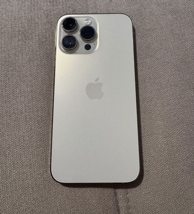 Iphone 14 Pro Max Gold - Como novo + acessorios