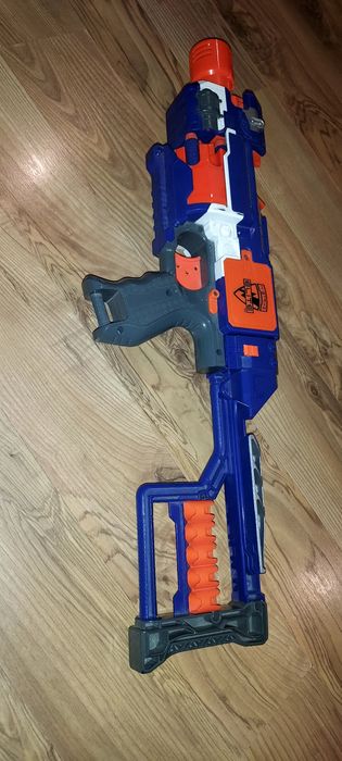 Nerf N-strike elite stockade