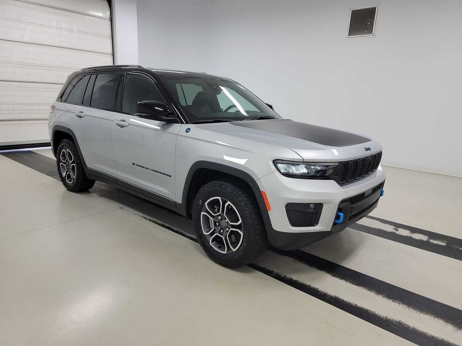 2022 Jeep Grand Cherokee 4XE Trailhawk
