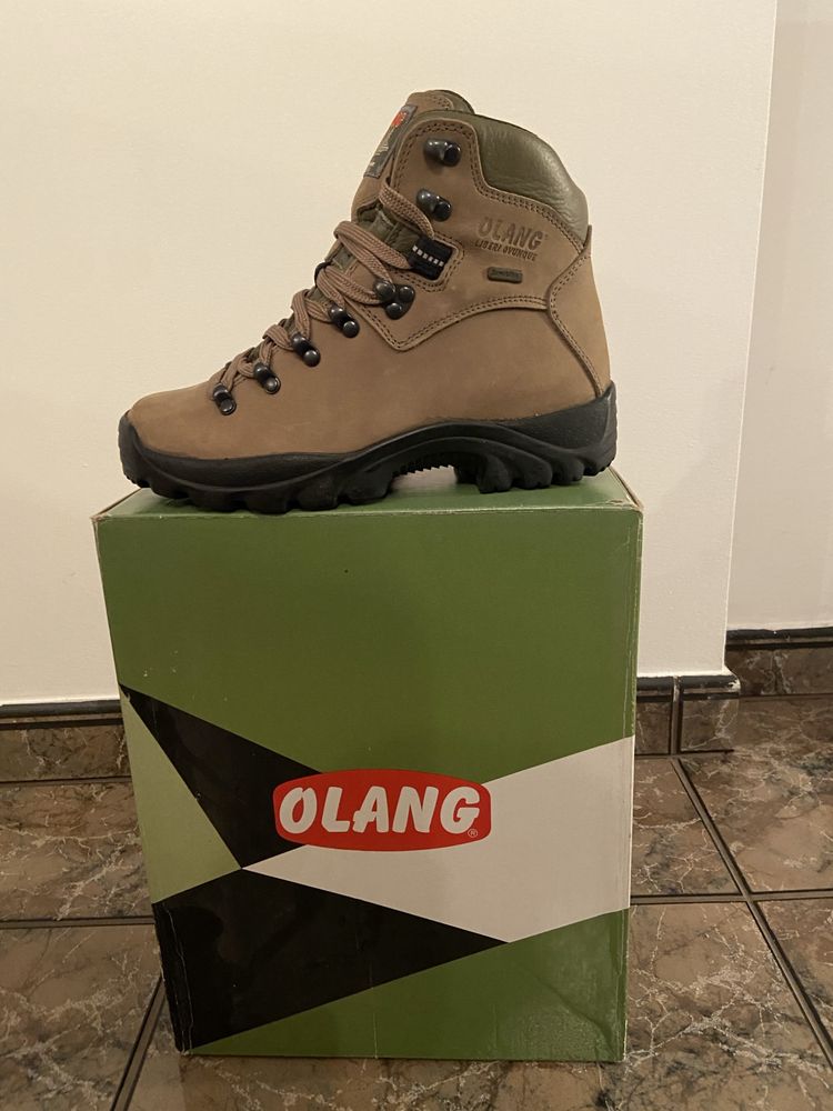 Nowe buty trekkingowe włoskiej firmy Olang .