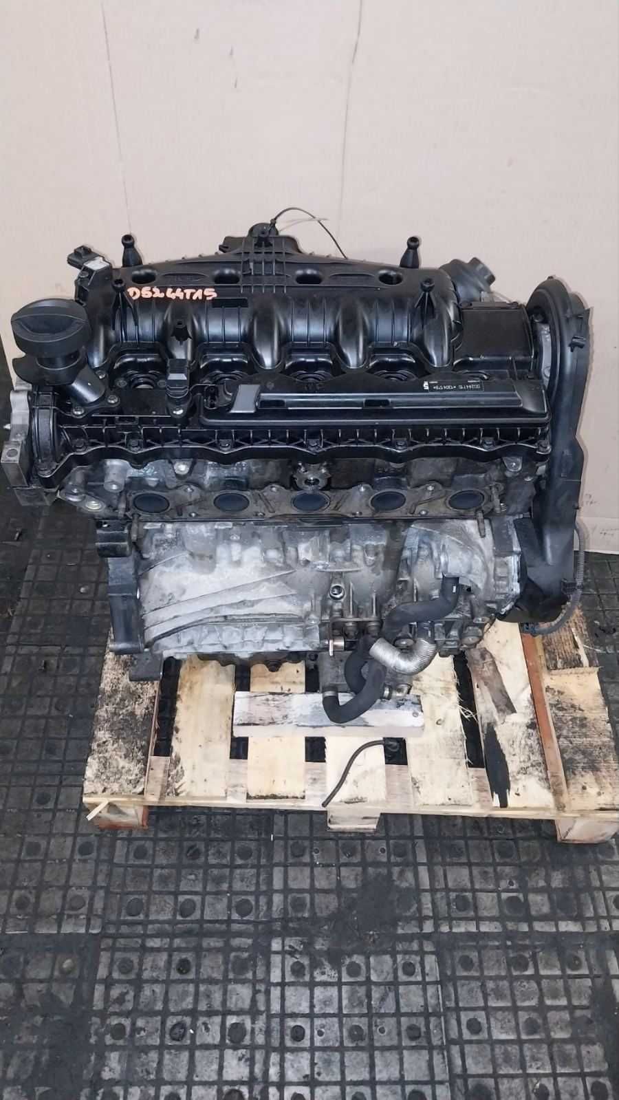 Silnik Volvo xc70 2.4 d5 D5244T15 Uszkodzony