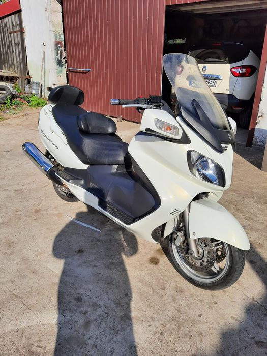 Suzuki burgman 650