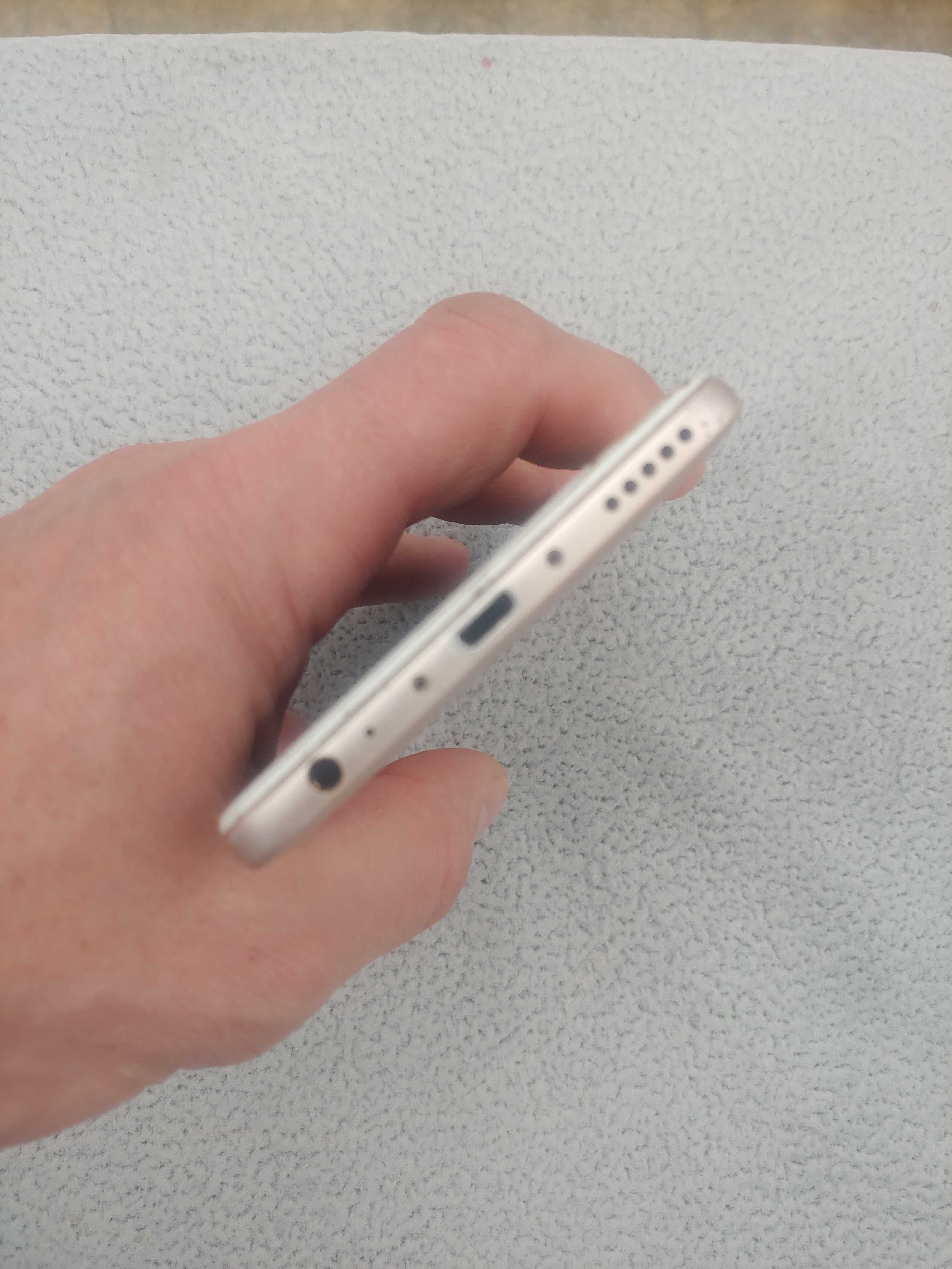 Meizu M6 note 3/16gb M721H читати опис