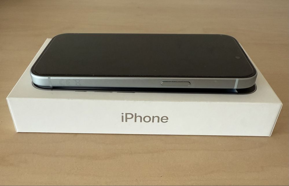 Iphone 15 (como novo)