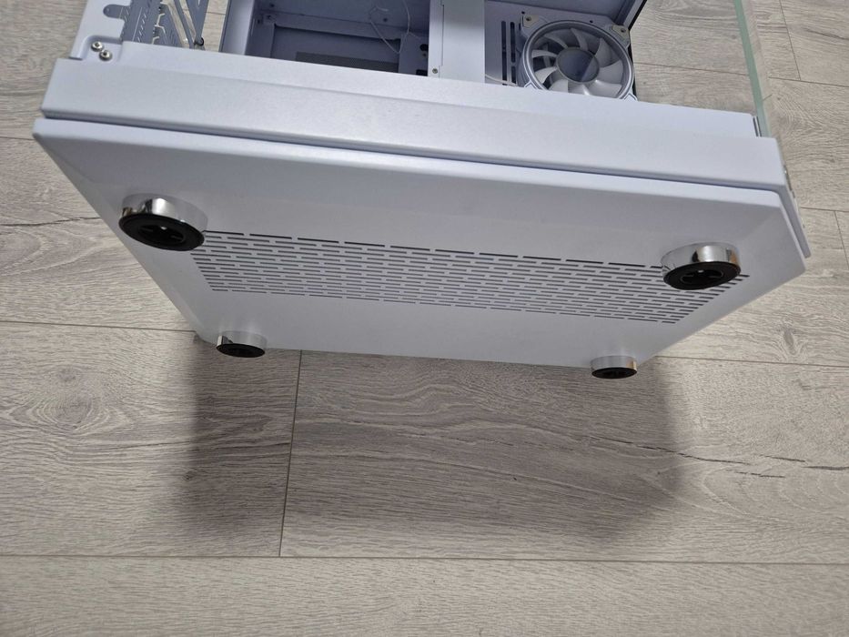 ATX корпус GAMAMEAX Hype White (A-RGB 2x120mm). Trade-in