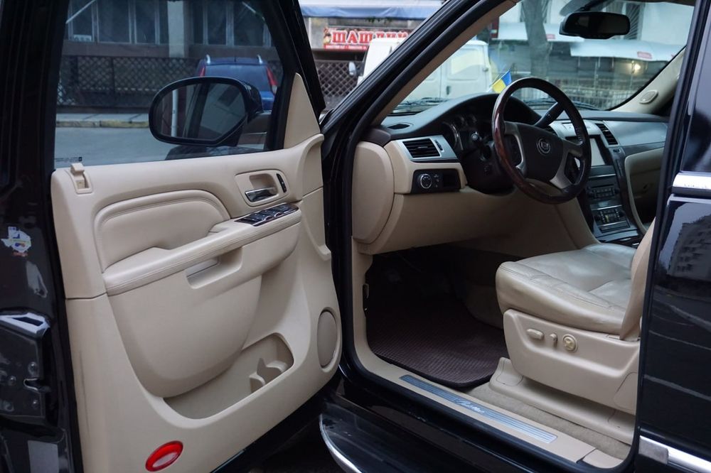 Cadillac Escalade 2013 6.2